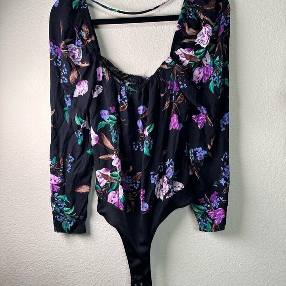 AFRM Floral Black Blouse - Picture 3 of 10